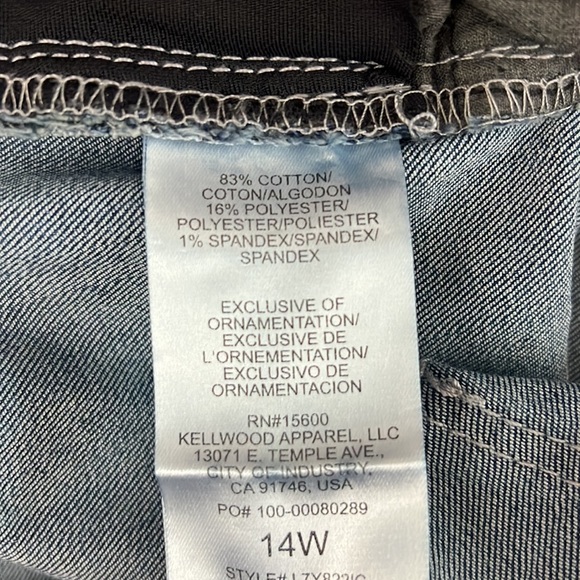 Wit & Wisdom Ab Solutions Blue Denim Shorts - Picture 8 of 9